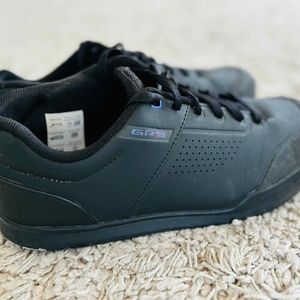 Shimano GR5 Mountain Bike Shoes - 43